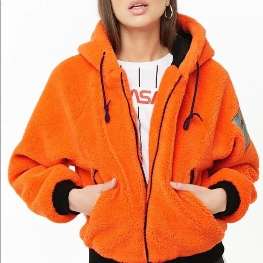 🍁50% Off Rdy 4 Fall Sale F21 Faux Sherpa NASA Hoodie